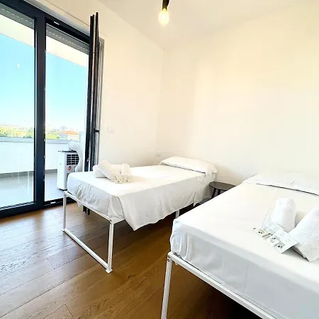 Bari- Private Terrace- 500 M From The Center Apartment Bari